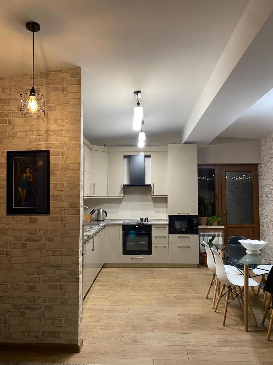 Apartment In Yerevan